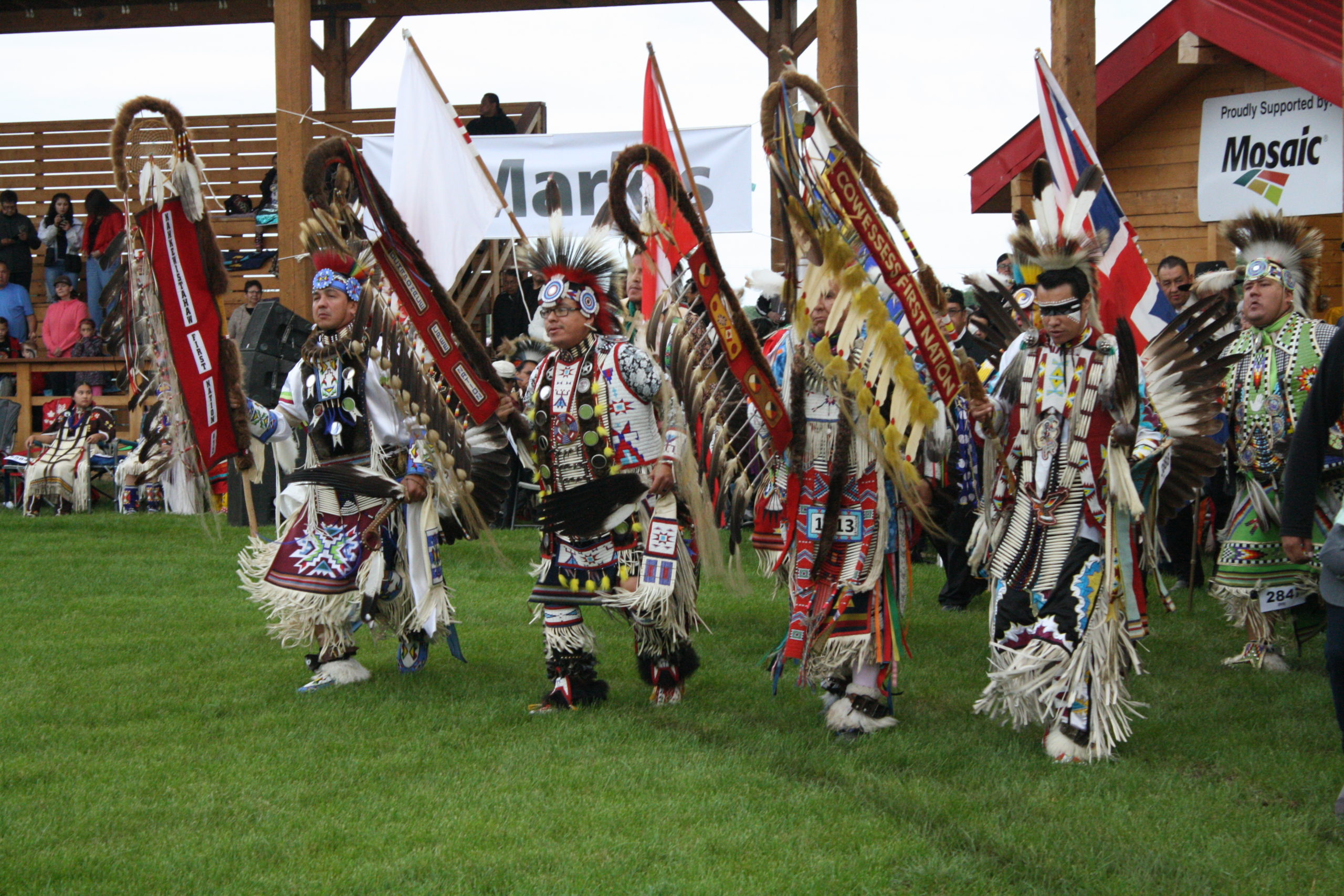 Pow-Wow-Dancing